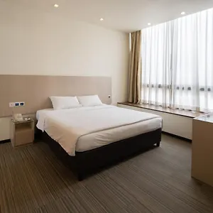 Aqueen Lavender Hotel Singapore